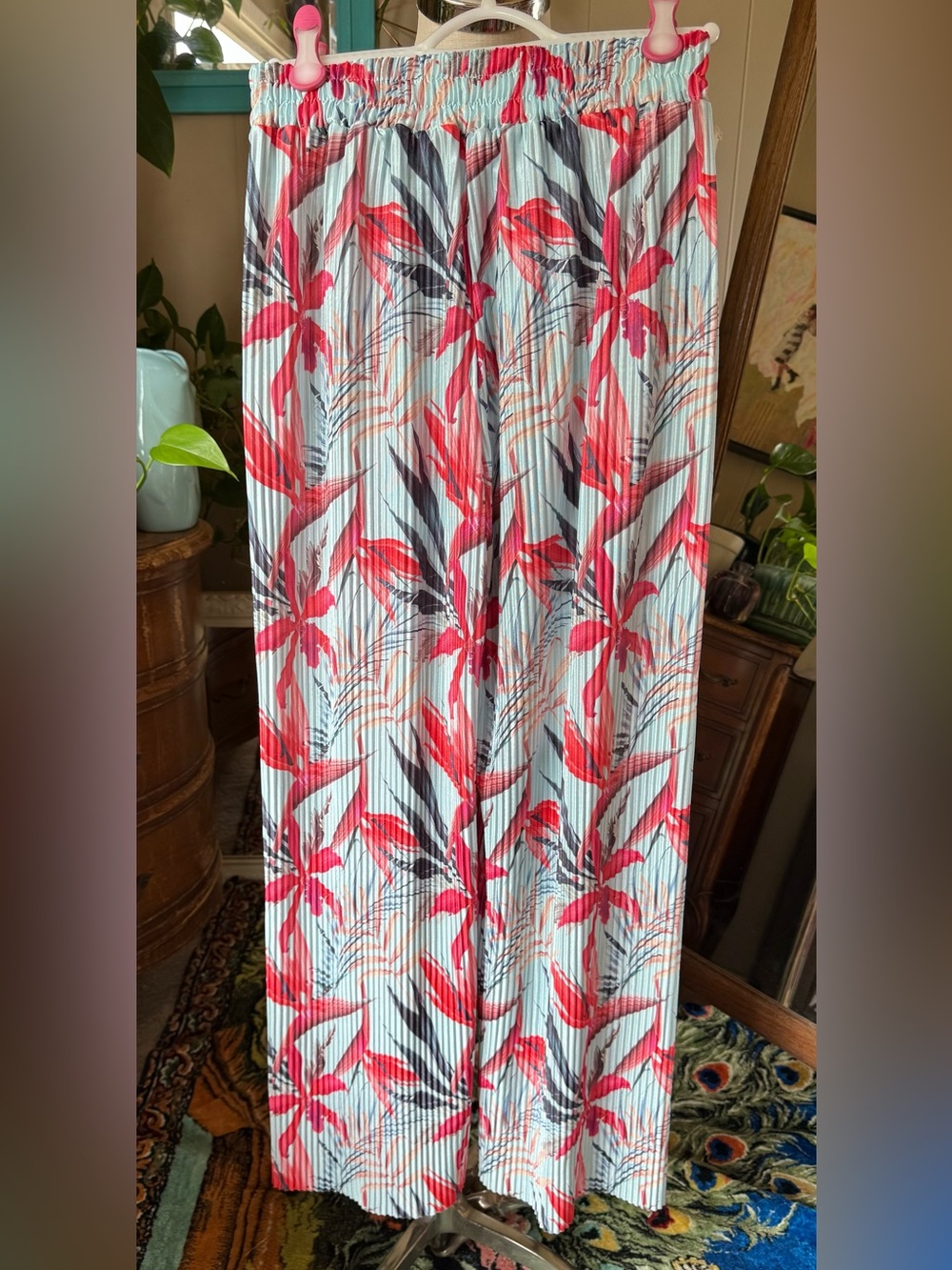 Island Crew Hawaii Tropical Bird Of Paradise Pleated Pants